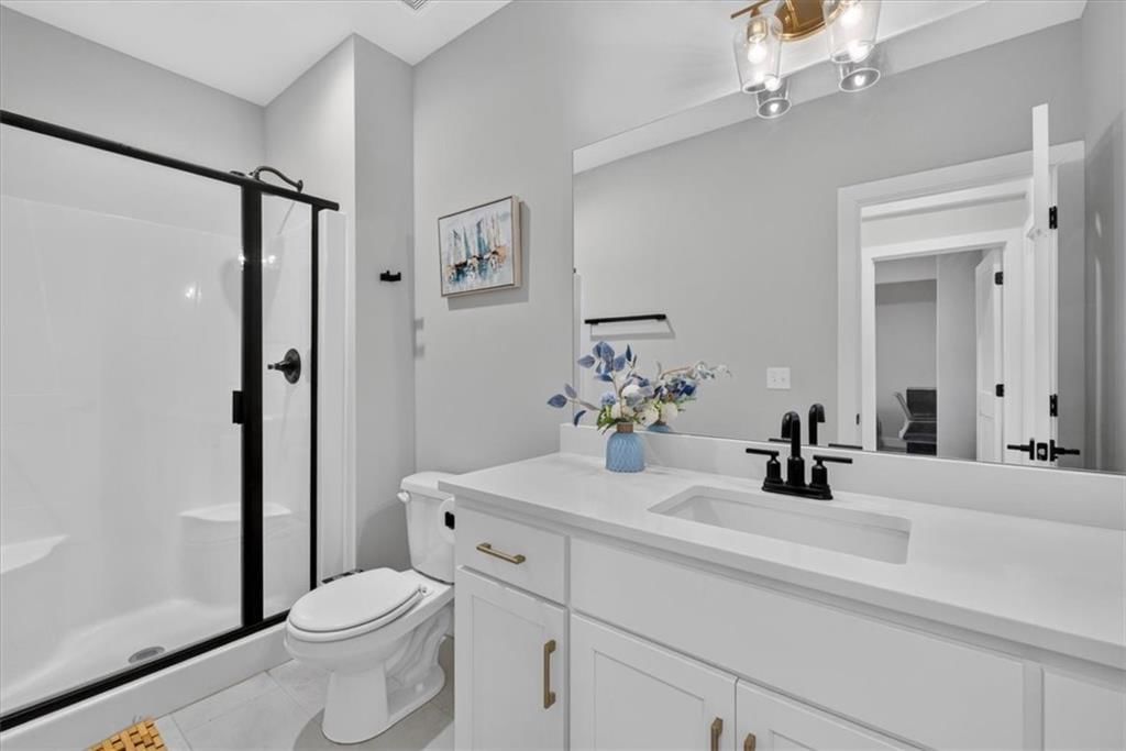 4721 NE Jamestown Drive — photo 57