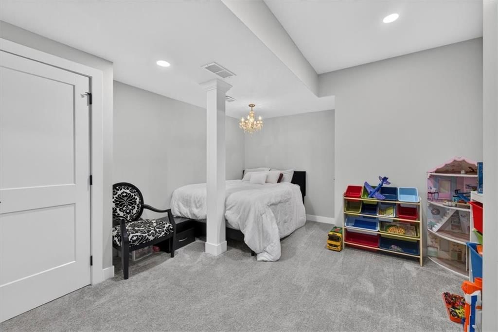 4721 NE Jamestown Drive — photo 58