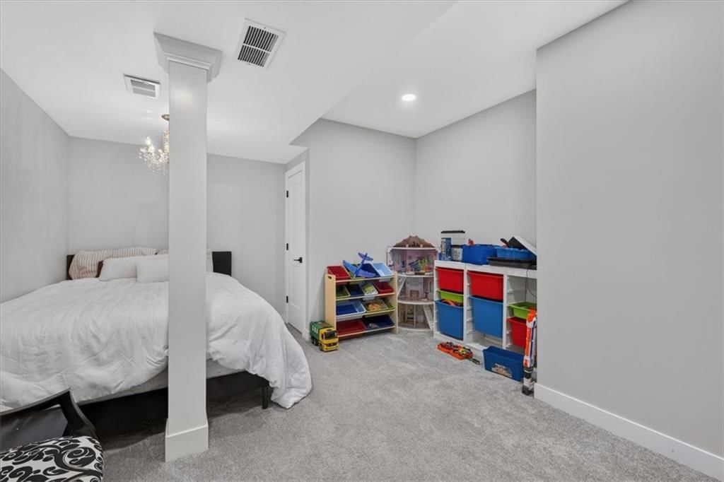 4721 NE Jamestown Drive — photo 59