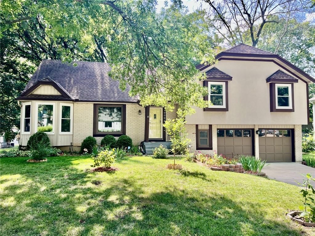 10004 Cody Street — photo 1