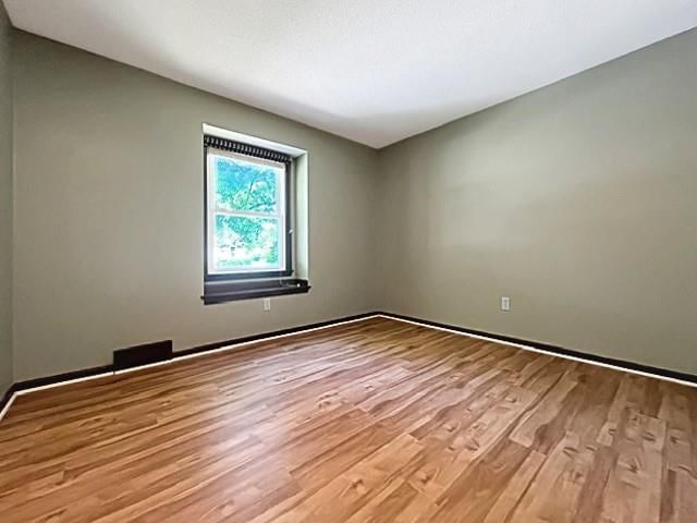10004 Cody Street — photo 21