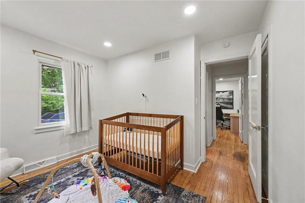 4945 N Lister Avenue — photo 12
