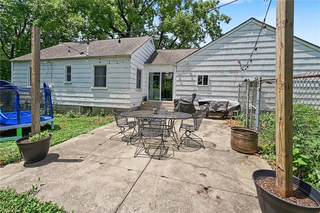 4945 N Lister Avenue — photo 21