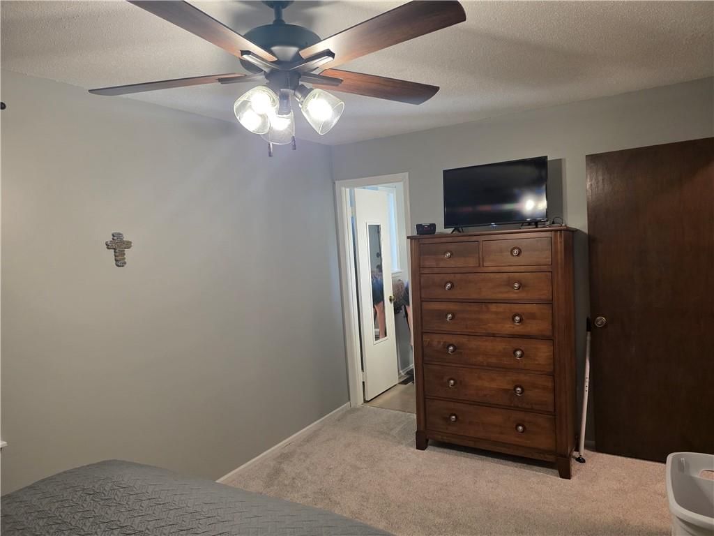 1121 W Elm Terrace — photo 13