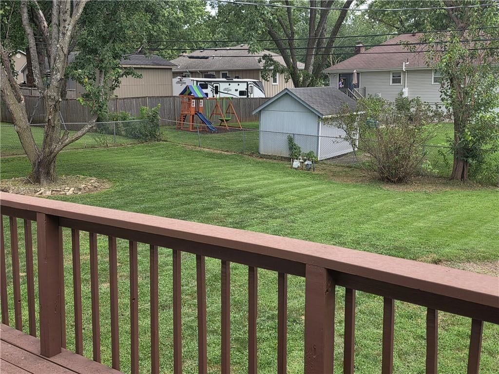 1121 W Elm Terrace — photo 27