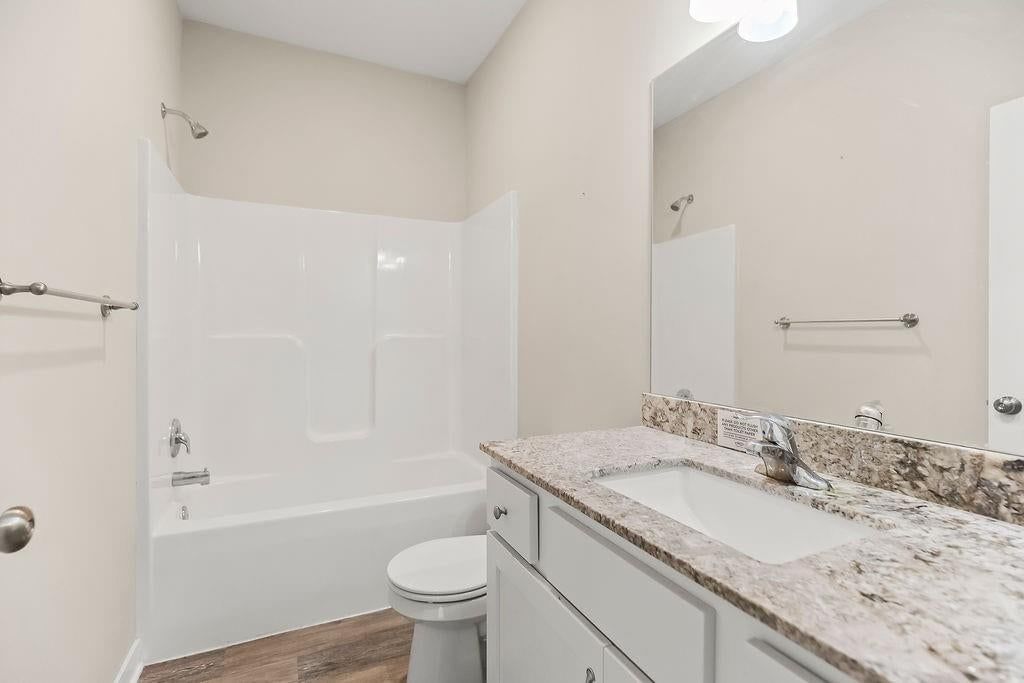 4745 S Union Avenue — photo 17