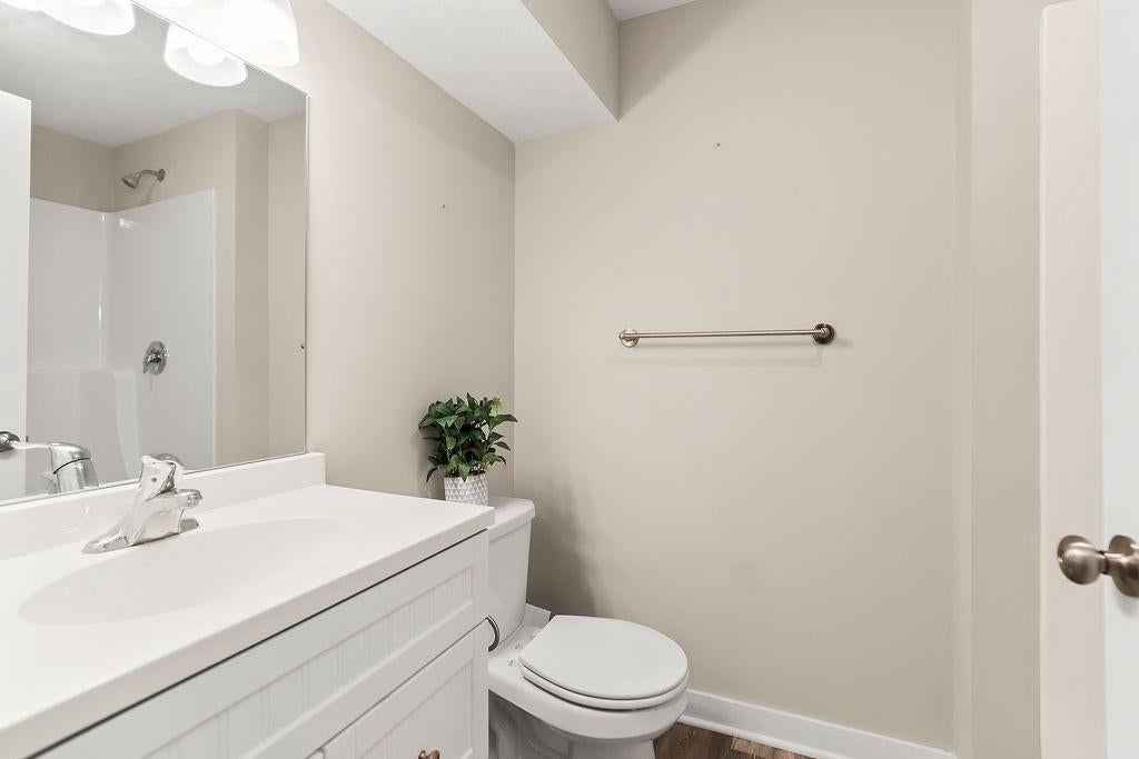 4745 S Union Avenue — photo 22
