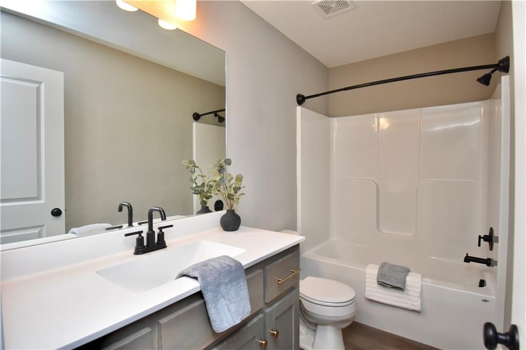 2152 Hay Market Court — photo 24