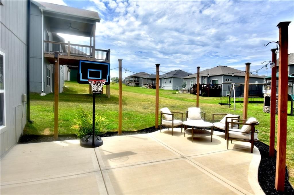 2152 Hay Market Court — photo 37