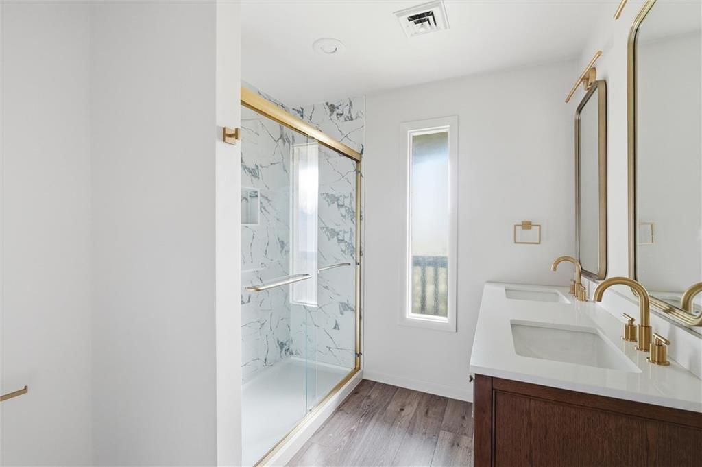 439 W 104th Street — photo 18