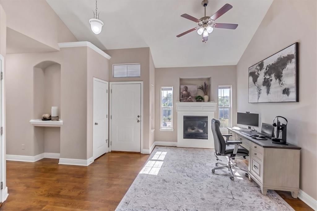 11252 S McCoy Street — photo 2
