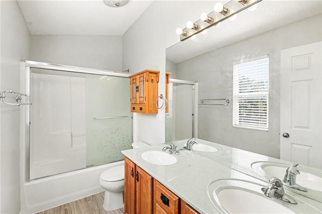 1810 W Fredrickson Circle — photo 18