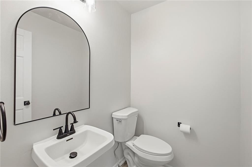 400 Sagamore Road — photo 11