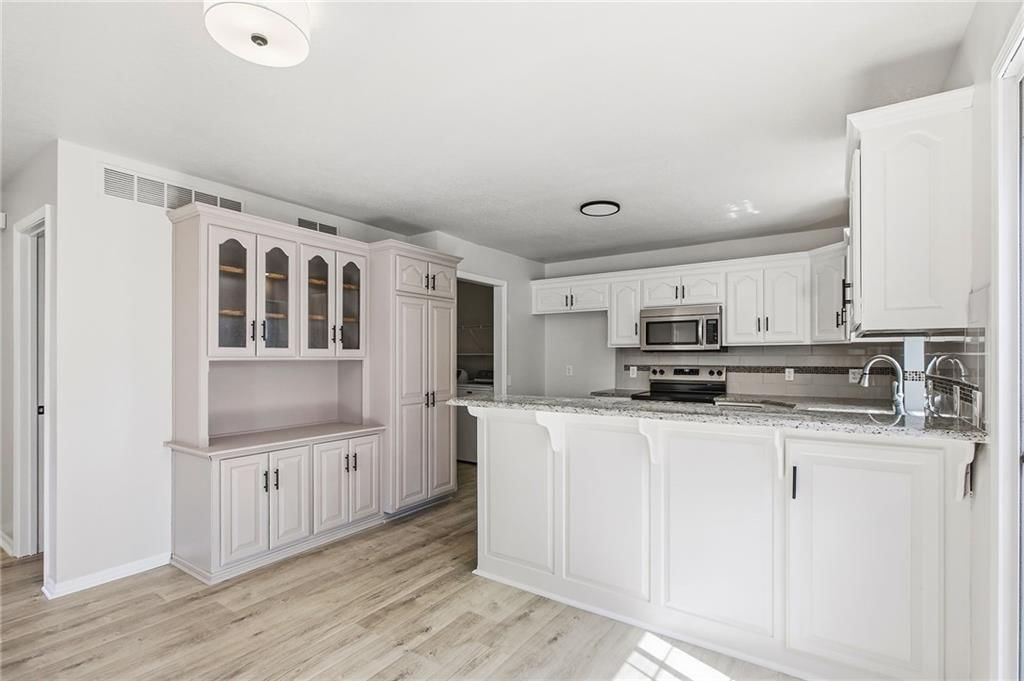 400 Sagamore Road — photo 14
