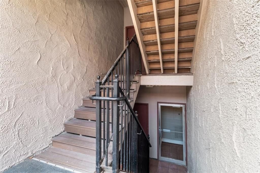 1111 W 46th Street — photo 8