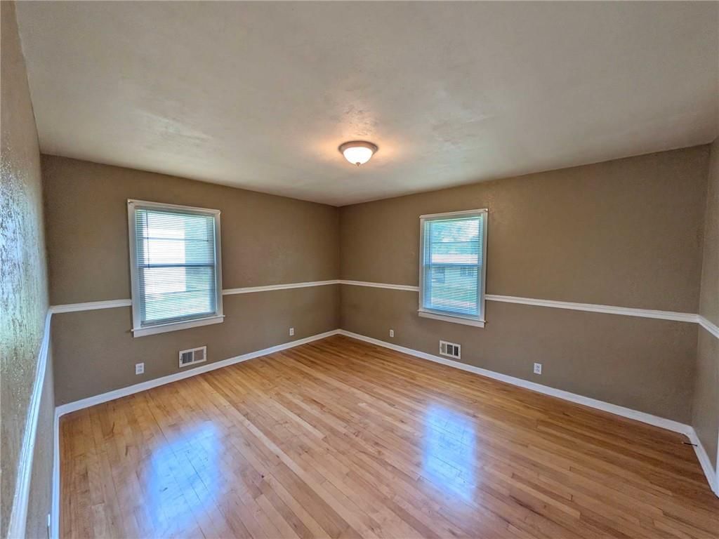 8905 E 29TH Street — photo 14