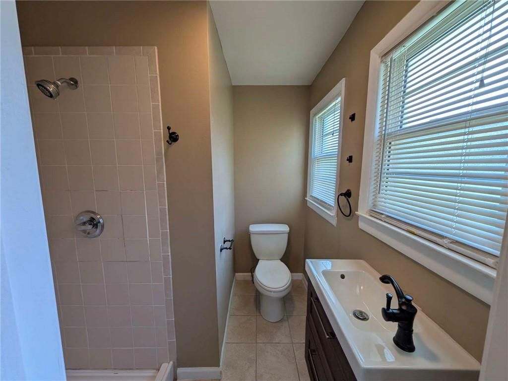 8905 E 29TH Street — photo 16