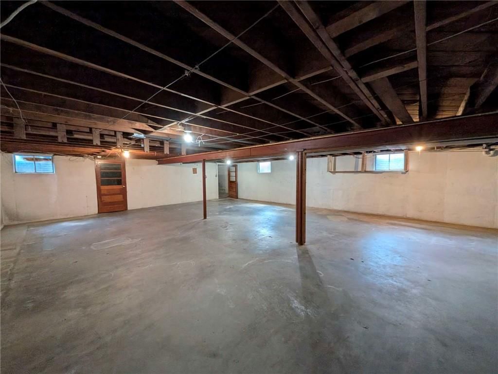 8905 E 29TH Street — photo 22