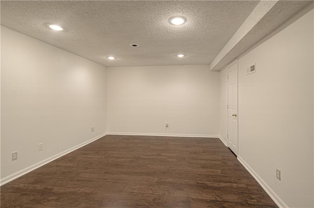 12100 Beverly Street — photo 38