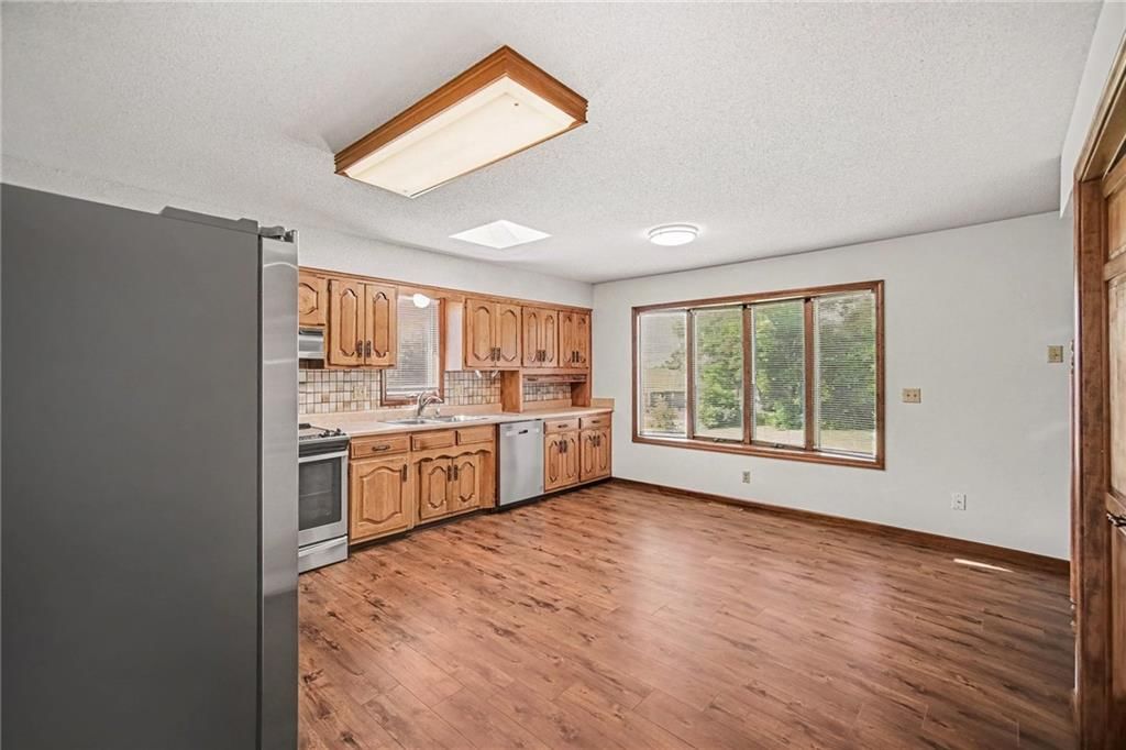 1410 Grandview Drive — photo 15