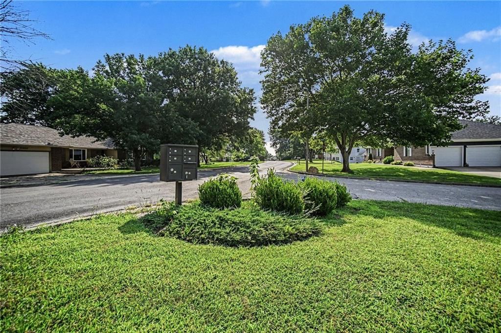 1410 Grandview Drive — photo 32