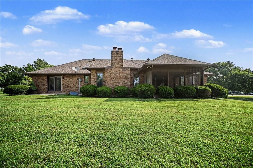 1410 Grandview Drive — photo 34