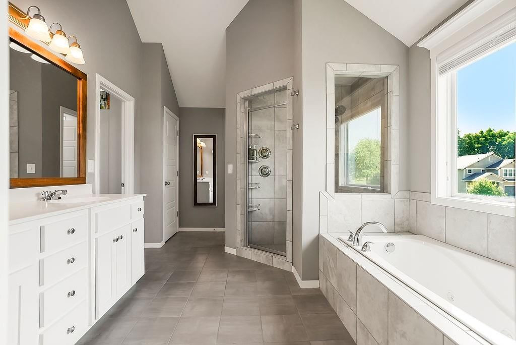 5204 W Meadow View Drive — photo 16