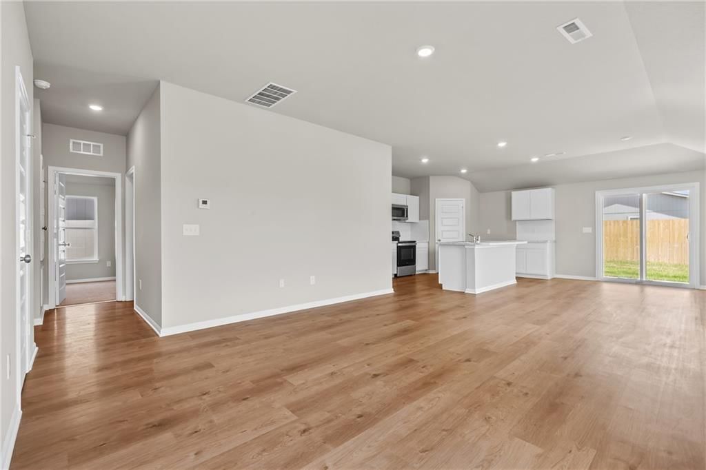 20231 W 195th Street — photo 5