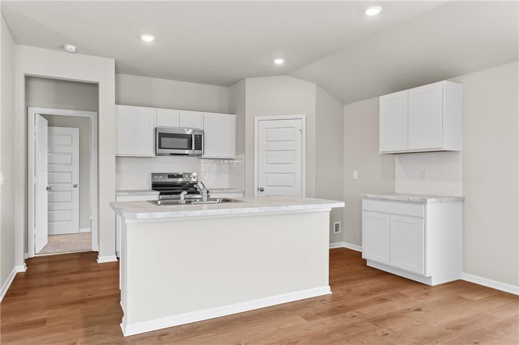 20231 W 195th Street — photo 8