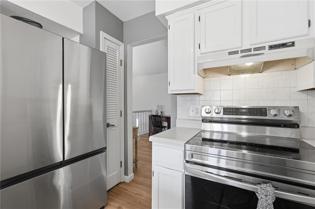 528 NW 41st Street — photo 13