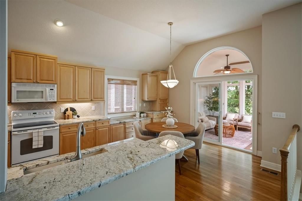 13325 Washington Court — photo 13