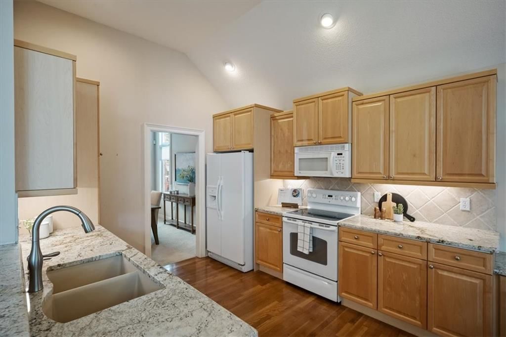 13325 Washington Court — photo 15