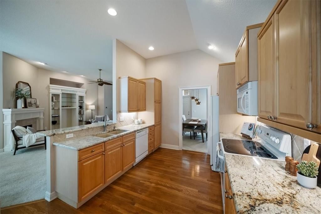13325 Washington Court — photo 17