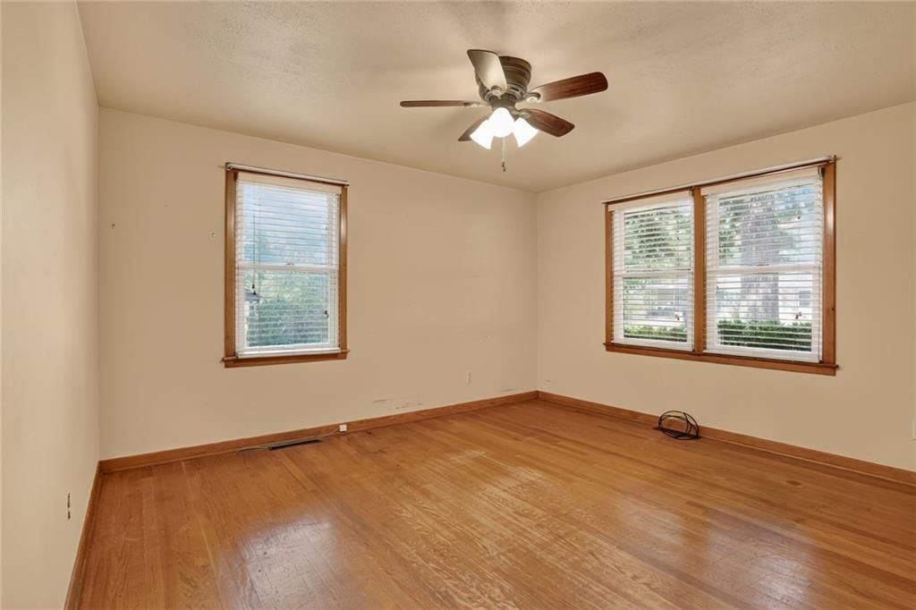 5823 N Ava Terrace — photo 8