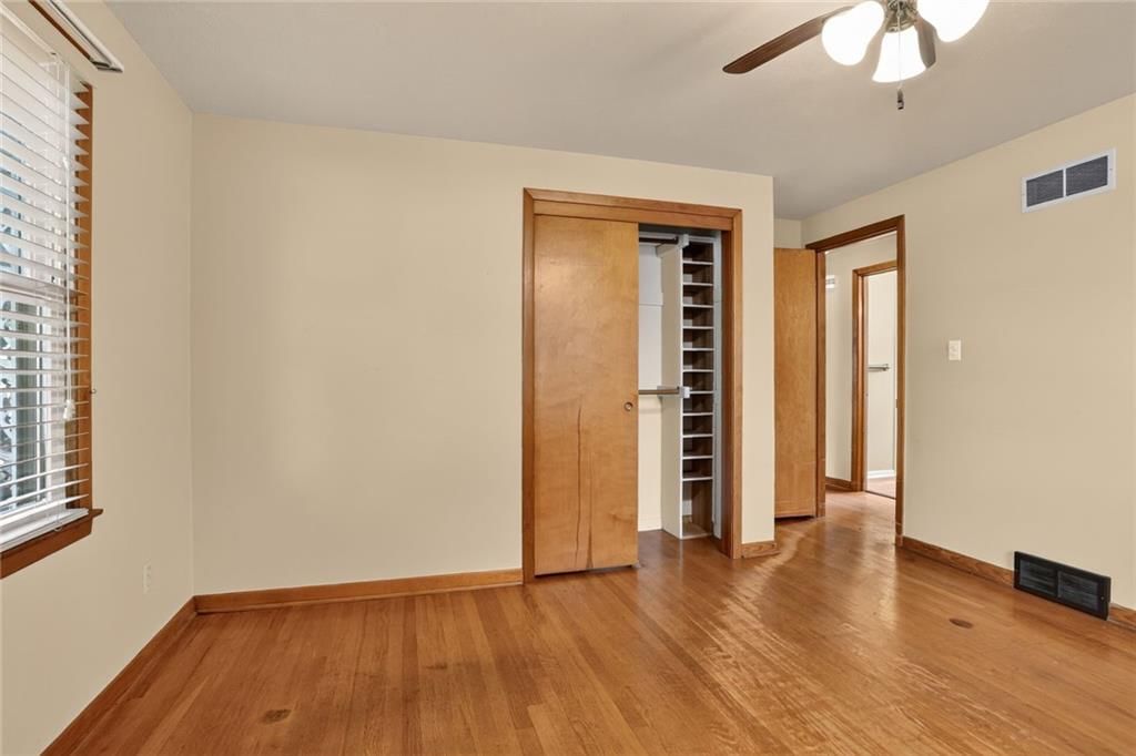 5823 N Ava Terrace — photo 9
