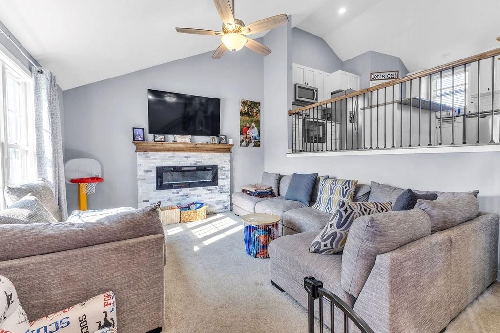 2202 Bateley Street — photo 4