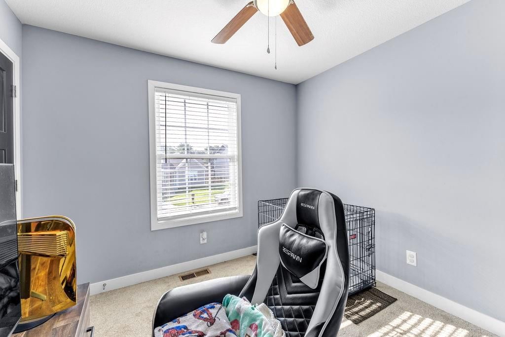 2202 Bateley Street — photo 21