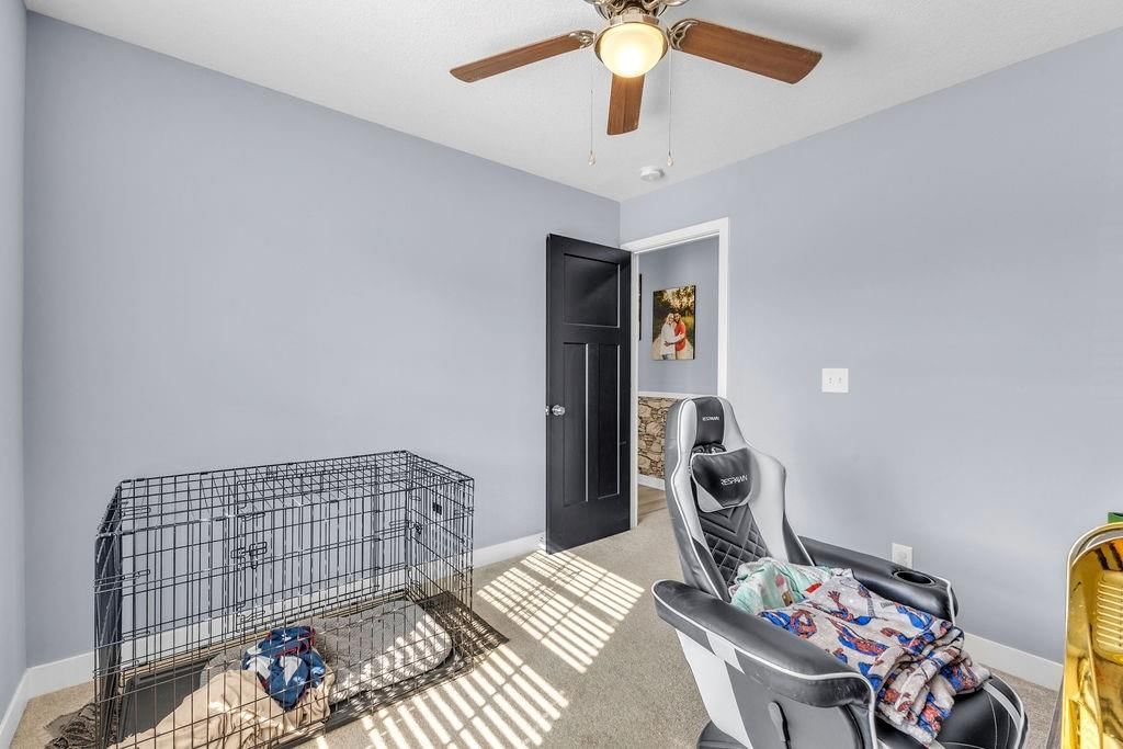 2202 Bateley Street — photo 22