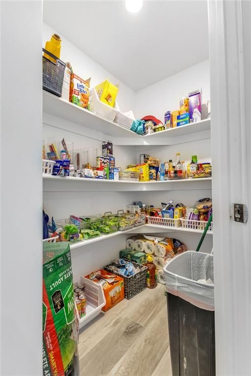 2202 Bateley Street — photo 29