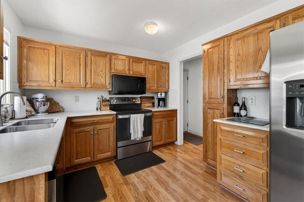 6716 W 126th Street — photo 19