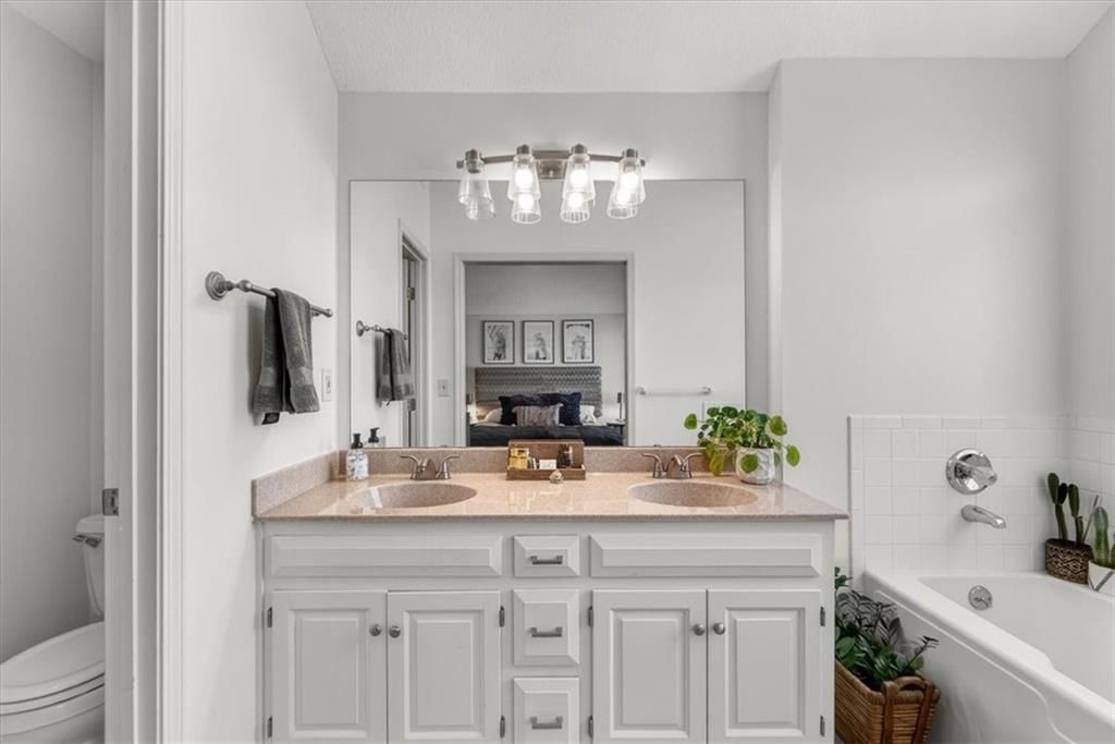 6716 W 126th Street — photo 29