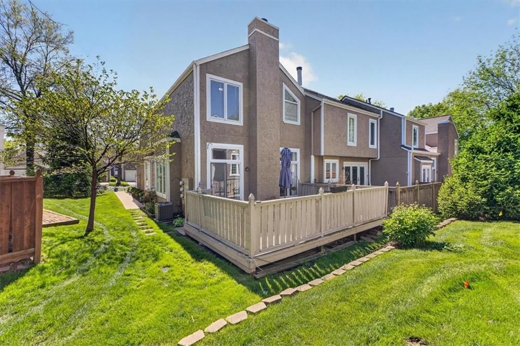 6716 W 126th Street — photo 39
