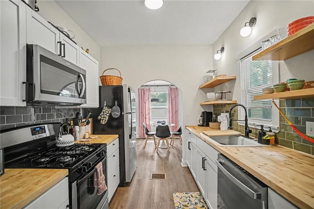 329 Cambridge Street — photo 9