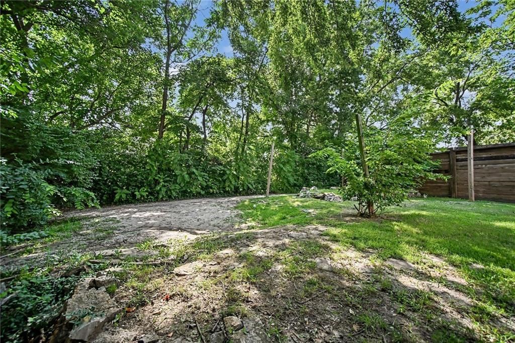 329 Cambridge Street — photo 16