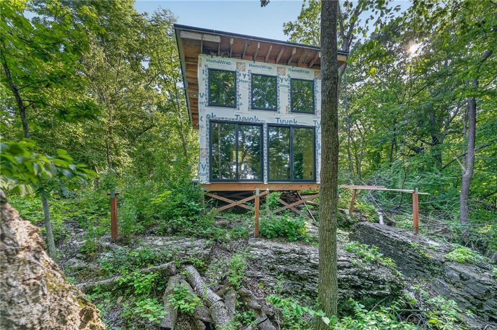 15086 Hartman Road — photo 1