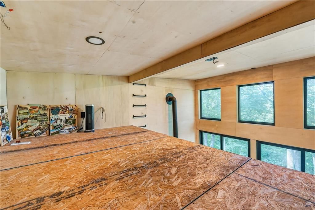 15086 Hartman Road — photo 12