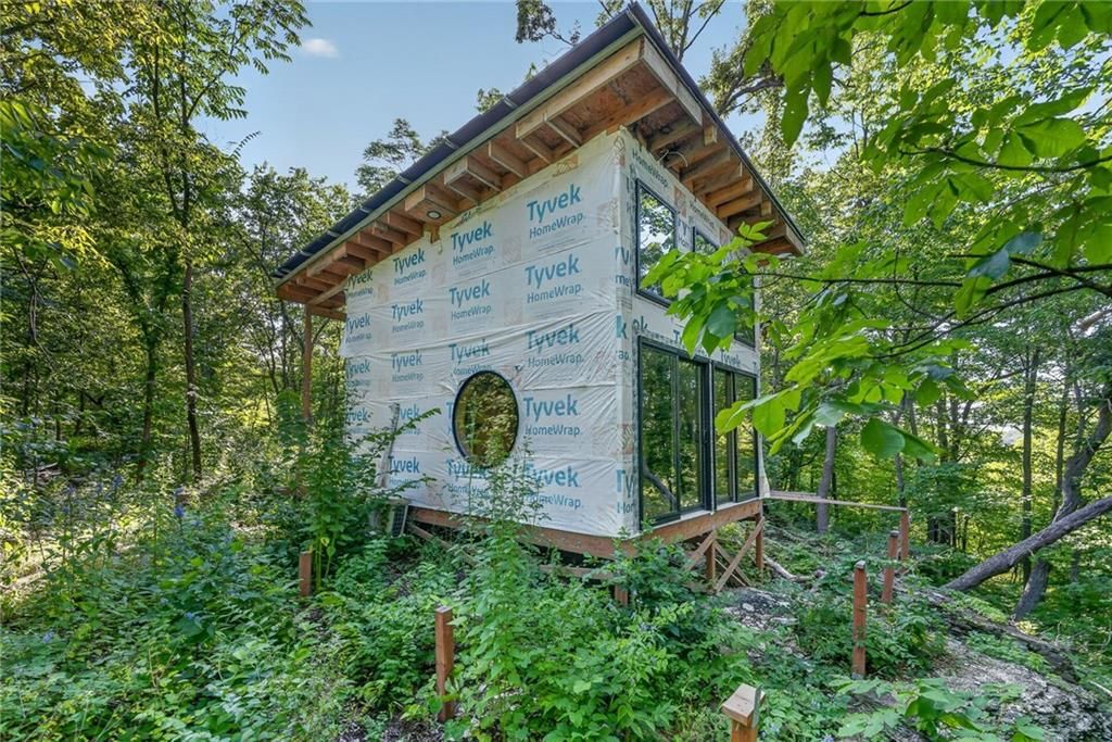 15086 Hartman Road — photo 14