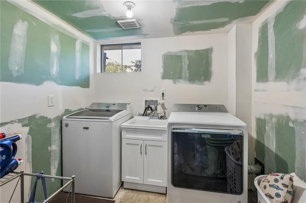 1504 NE 76 Street — photo 25