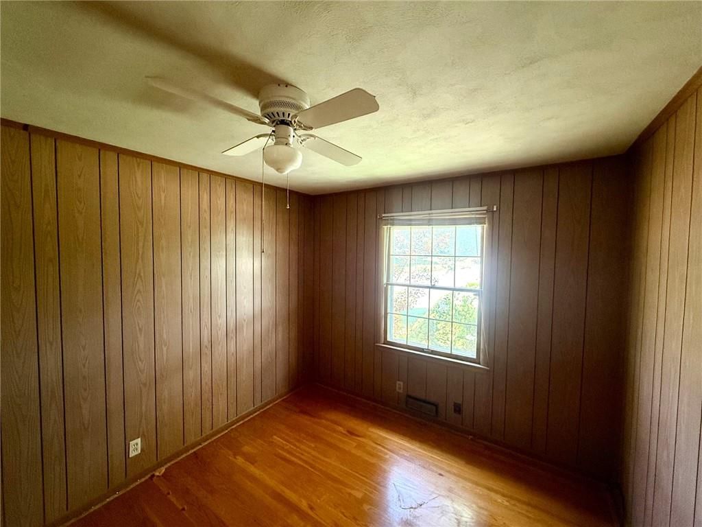 11812 E 48th Street — photo 2