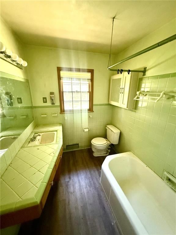 11812 E 48th Street — photo 5